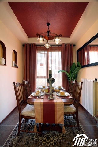 东南亚风格三居室富裕型餐厅窗帘图片