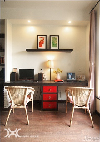 混搭风格公寓温馨原木色富裕型书房书桌图片