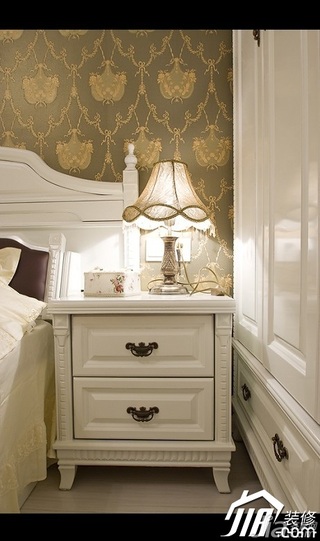 混搭风格公寓温馨经济型70平米卧室床头柜效果图