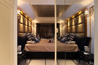 新古典风格公寓奢华褐色豪华型卧室衣柜定制