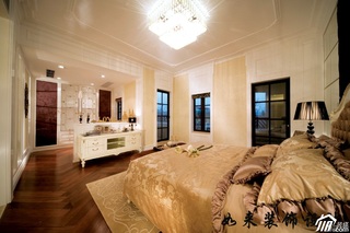 欧式风格别墅暖色调富裕型卧室床图片