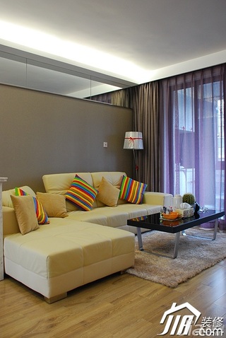 简约风格公寓米色富裕型客厅沙发婚房设计图纸