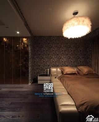 简约风格公寓富裕型120平米卧室床效果图