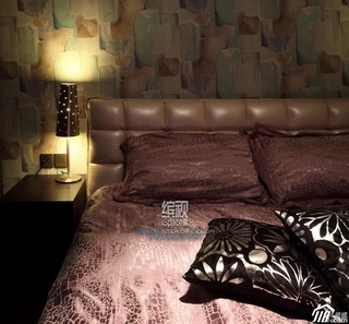 简约风格公寓温馨富裕型110平米卧室床图片