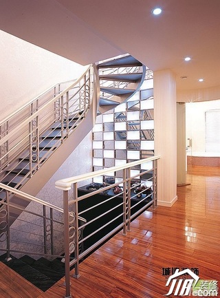 简约风格别墅豪华型楼梯设计图纸