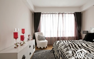 简约风格公寓经济型110平米卧室窗帘效果图