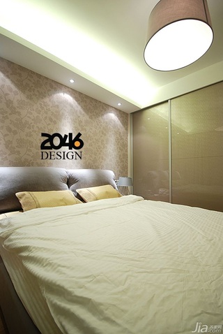 简约风格二居室富裕型卧室卧室背景墙灯具婚房设计图