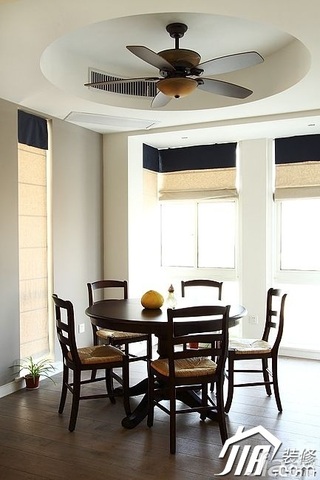 简欧风格复式古典原木色富裕型140平米以上餐厅窗帘效果图