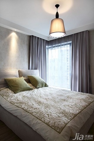 简约风格公寓温馨暖色调富裕型80平米卧室床图片
