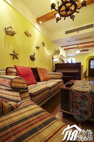 地中海风格三居室暖色调130平米客厅沙发背景墙沙发效果图