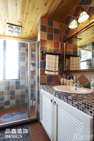 地中海风格三居室暖色调130平米卫生间浴室柜效果图