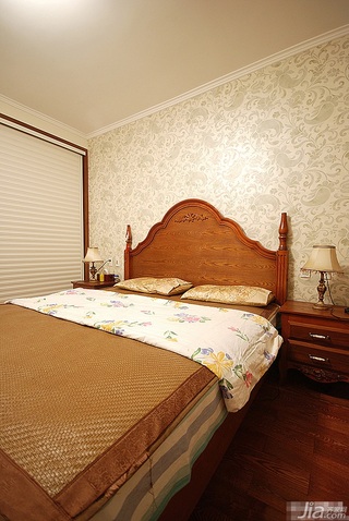 美式乡村风格二居室富裕型卧室壁纸效果图