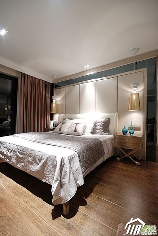 欧式风格三居室豪华型卧室床效果图