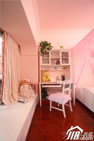 三米设计三居室粉色富裕型130平米卧室飘窗书桌图片