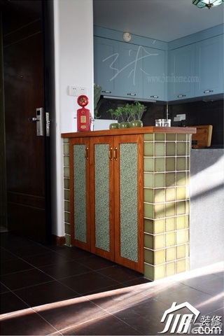 三米设计东南亚风格三居室富裕型玄关玄关柜效果图