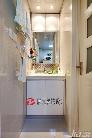简约风格二居室温馨原木色富裕型卫生间浴室柜效果图