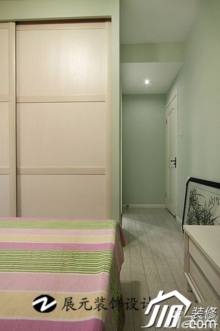 简约风格二居室小清新富裕型卧室装修图片