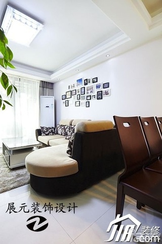 简约风格公寓温馨咖啡色富裕型客厅装修效果图
