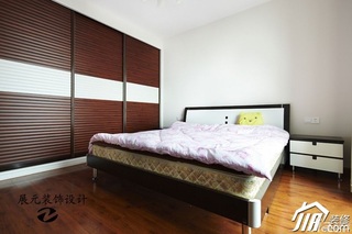 简约风格公寓温馨咖啡色富裕型卧室床效果图