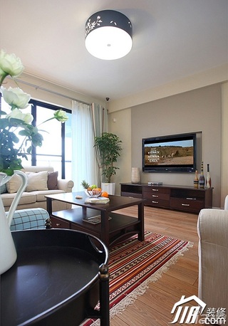 三米设计美式风格公寓富裕型客厅茶几图片