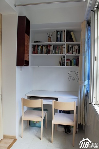 二居室40平米书房书桌图片