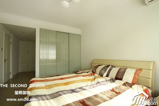简约风格公寓温馨米色富裕型130平米卧室床效果图