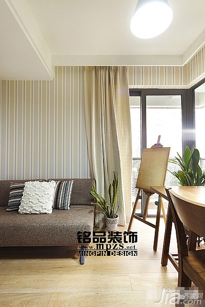 三居室装修,10-15万装修,混搭风格,壁纸,窗帘,沙发,壁纸,窗帘