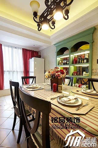 混搭风格二居室富裕型餐厅餐桌图片