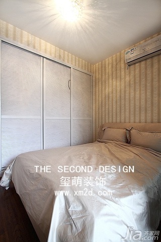 简约风格三居室温馨米色富裕型140平米以上衣柜设计