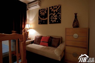 混搭风格二居室温馨原木色豪华型卧室沙发效果图