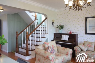 三米设计田园风格复式富裕型客厅楼梯壁纸效果图