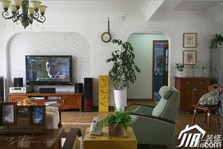 三米设计混搭风格公寓经济型130平米客厅电视背景墙效果图