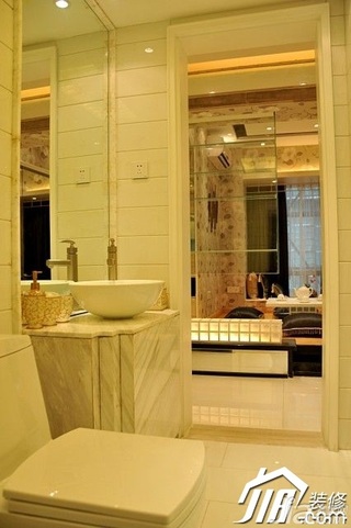 简约风格二居室时尚冷色调富裕型卫生间浴室柜效果图