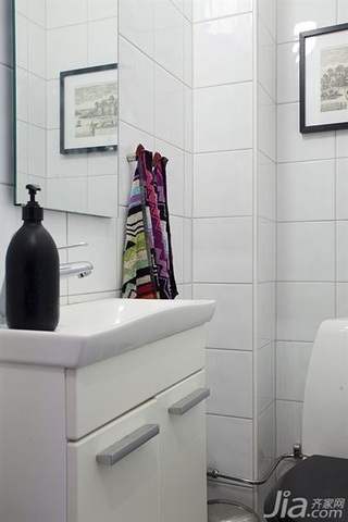 宜家风格四房富裕型卫生间浴室柜效果图