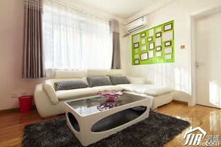简约风格二居室时尚富裕型客厅背景墙沙发效果图