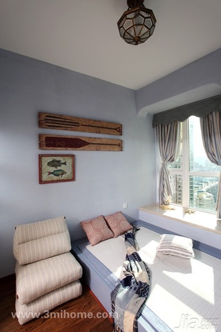 三米设计混搭风格公寓经济型130平米卧室地台窗帘效果图