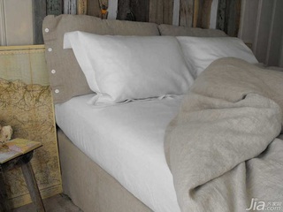 美式乡村风格公寓温馨暖色调富裕型卧室床图片