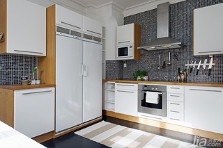 北欧风格公寓经济型80平米厨房橱柜定做