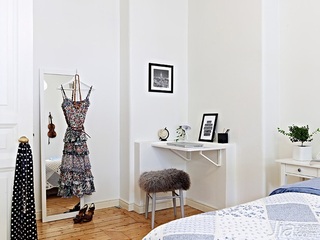 北欧风格公寓经济型50平米卧室书桌图片