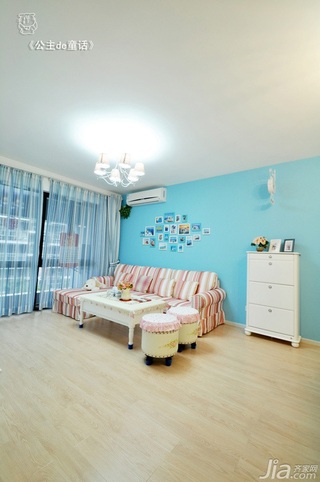 田园风格二居室蓝色经济型90平米客厅沙发背景墙沙发图片