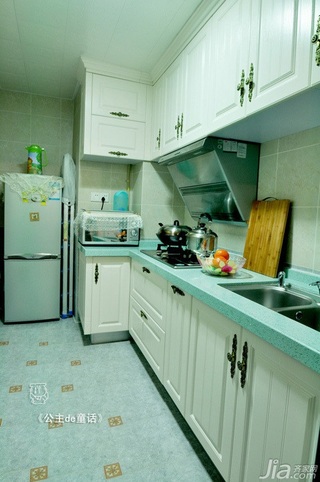 田园风格二居室经济型90平米厨房橱柜效果图