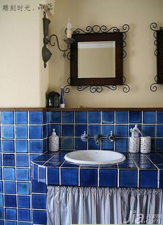 混搭风格复式蓝色富裕型背景墙洗手台图片