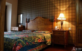 地中海风格三居室民族风富裕型卧室床图片