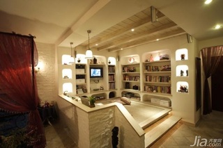 简约风格一居室简洁5-10万工作区地台书架图片