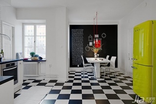 欧式风格公寓130平米餐厅餐桌效果图