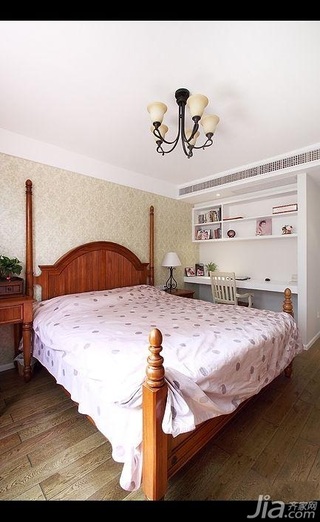美式乡村风格三居室简洁10-15万130平米卧室卧室背景墙床效果图
