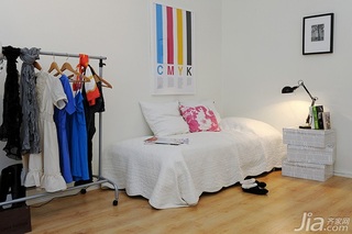 北欧风格小户型经济型50平米卧室床图片