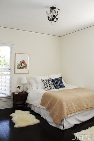现代简约风格公寓经济型70平米卧室床图片