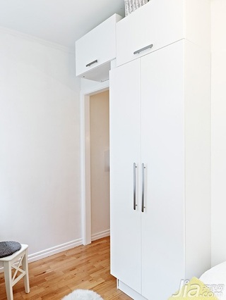 北欧风格公寓经济型40平米卧室衣柜设计图