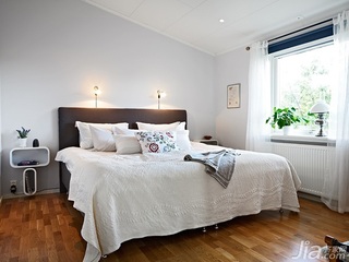 北欧风格别墅舒适富裕型130平米卧室床效果图